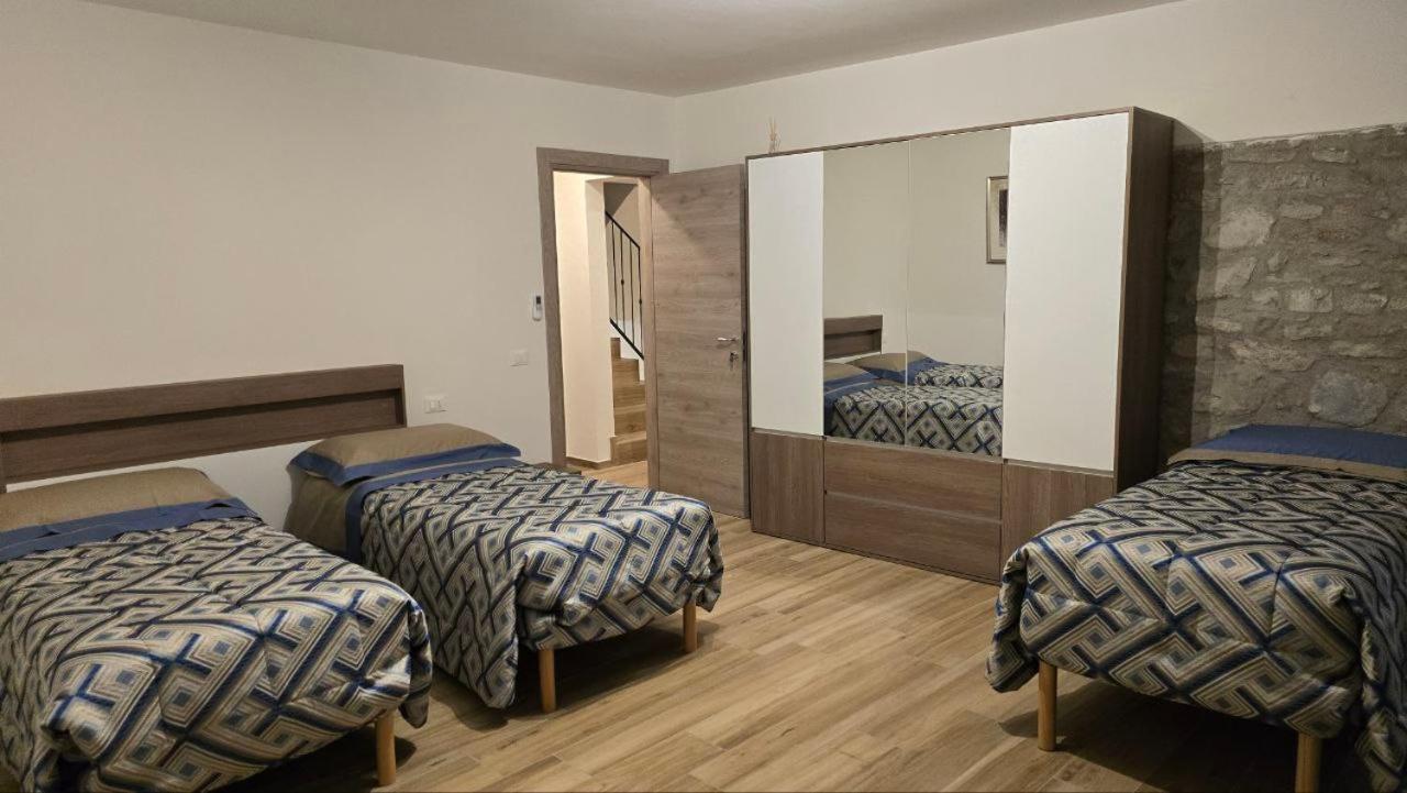 Ca Mandarein Bed & Breakfast Quattro Castella Exterior photo