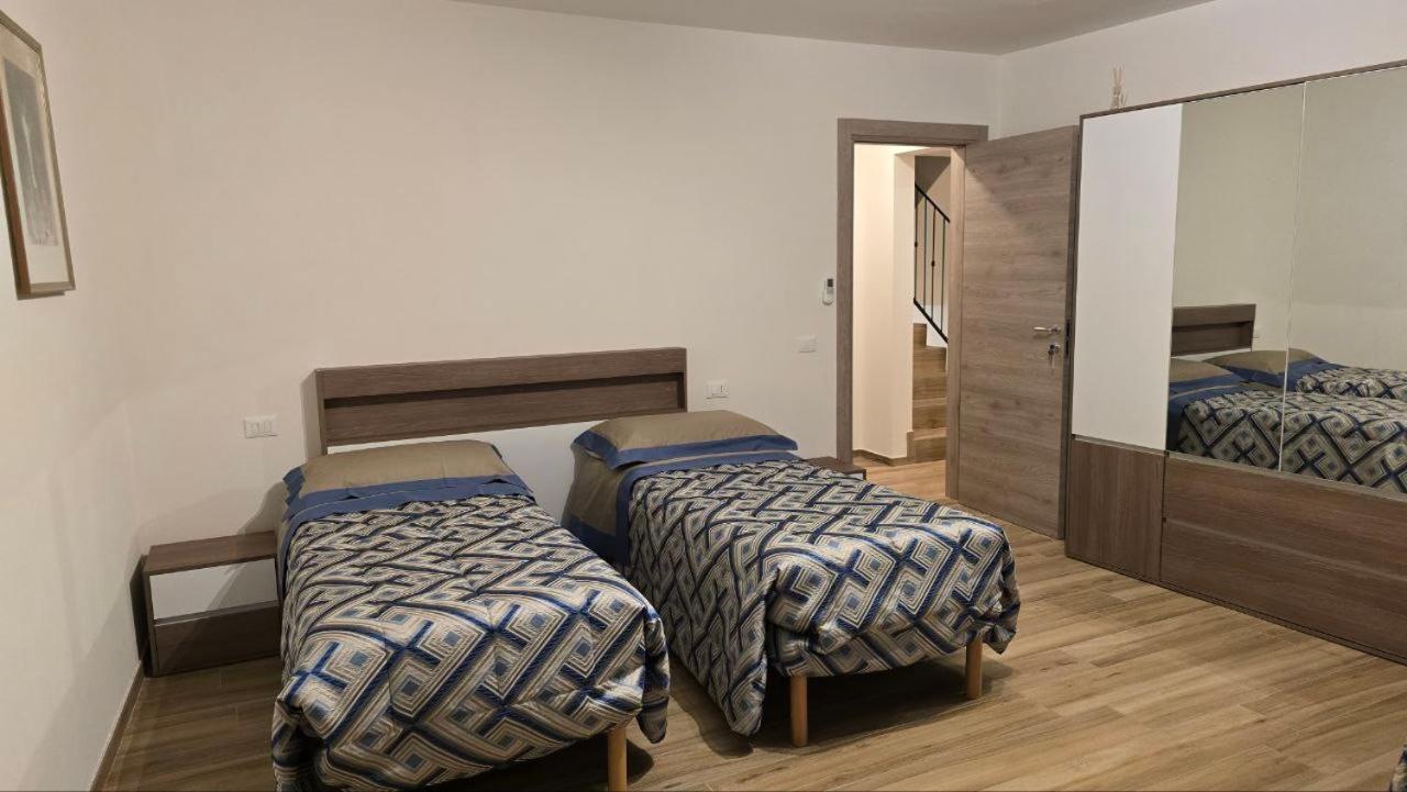 Ca Mandarein Bed & Breakfast Quattro Castella Exterior photo