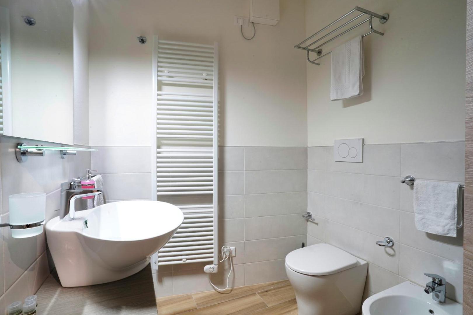 Ca Mandarein Bed & Breakfast Quattro Castella Exterior photo